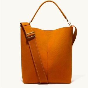 NWT Rothy’s Bucket Bag